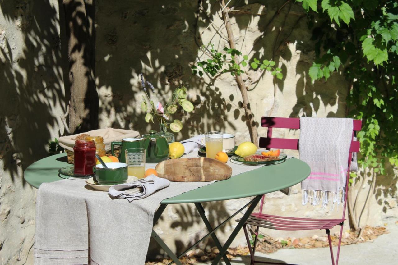 La Magnanerie De Dions Bed and Breakfast Εξωτερικό φωτογραφία