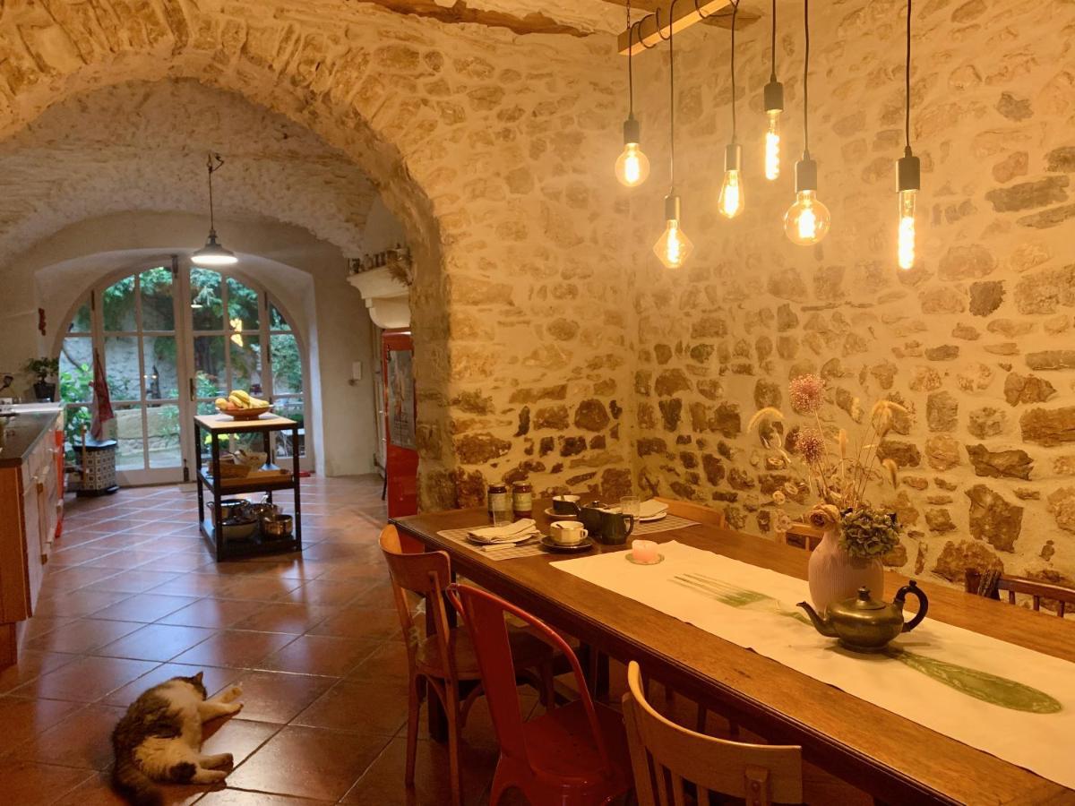 La Magnanerie De Dions Bed and Breakfast Εξωτερικό φωτογραφία
